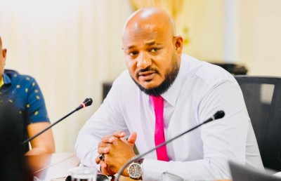 ޝުޖާއު ބާރަށު ދާއިރާ އަށް ވާދަކުރައްވަނީ