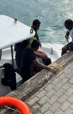 އަތޮޅުވެއްސަށް ގެންދިޔަ މީހަކު މޫދަށް ފުންމާލައިފި