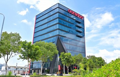 އުރީދޫ އެޕުން ރިޗާޖުކޮށްގެން އައިފޯން 15 ޕްރޯ މެކްސްއެއް