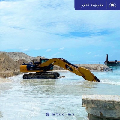 މާވަށު ބަނދަރު މަސައްކަތުގެ 37 ޕަސެންޓް ނިމިއްޖެ