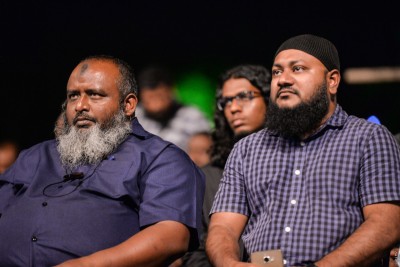 ރުޅި އަޔަސް، ދީނުގެ ކަންކަން ބުނެދިނުމުގައި ފަހަތަކަށް ނުޖެހޭނަން: ޑރ. އިޔާޒް