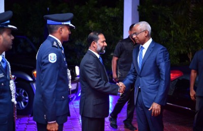 ބޯހިޔާވަހިކަމުގެ "ކޮޅެއް މެދެއް ނޭނގޭ" ދެ މަޝްރޫއު