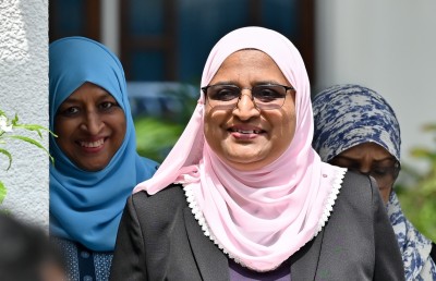 ކޯޓަށް ހުށަހެޅީ ޑިމޮކްރެޓްސްއަށް ސިޔާސީ ސުވާލެއް؛ މައްސަލަ ބެލިދާނެކަމާ މެދު ބޮޑު ބަހުސެއް!