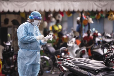 ހުޅުމާލެ މެޑިކަލް ފެސިލިޓީގައި އެކަކަށް ފަރުވާދެނީ ވެންޓިލޭޓަރުގައި