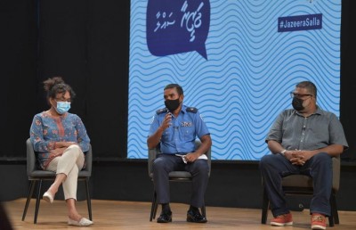 މަސްތުވާތަކެތީގެ ވިޔަފާރީގެ ތެރެއަށް އާއިލާތައް
