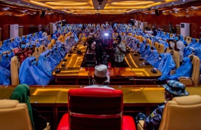 ނައިޖީރިއާ އިން ވަގަށް ނެގި ސްކޫލް ކުދިންގެ ވާހަކަ: ސްކޫލަށް ދާން އަދިވެސް ބޭނުން