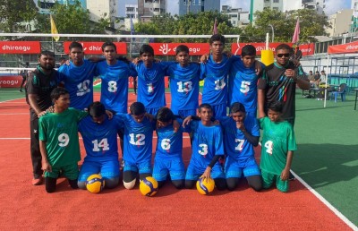 އިންޓަ ސްކޫލް ވޮލީ: މ. އަތޮޅު ތައުލީމީ މަރުކަޒު 19 އަހަރުން ދަށުގެ ދެ ފައިނަލަށް