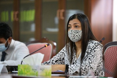 އެއްހާސް ދުވަސްވީއިރު ގިނަ މައްސަލަ ނުނިމޭ، ރޮޒައިނާގެ ނުރުހުން އޭސީސީއަށް