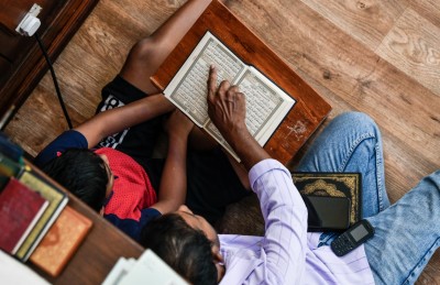 ދީނީ ރޫހު ވަރުގަދަކުރަން މަސައްކަތް ކުރުން