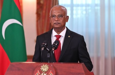 ހާރިޖީ ހިދުމަތުގެ އެންމެ މަތީ ޝަރަފު ދެ ބޭފުޅަކަށް އަރުވަނީ