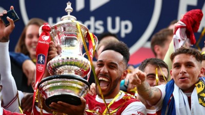 އެފްއޭ ކަޕުގެ ރެކޯޑާއެކު އާސެނަލަށް ޔޫރޮޕުގެ ޖާގައެއް