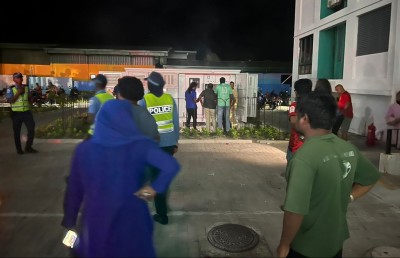 ޓްރާންސްފޯމަރެއްގައި ރޯވެ، ހިޔާގެ ބައެއް ޓަވަރުތަކުން ކަރަންޓު ކެނޑިއްޖެ