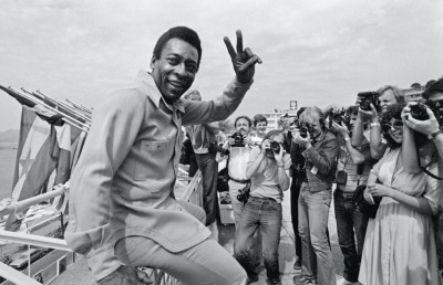 މަޝްހޫރު މަރަކާނާ ސްޓޭޑިއަމްގެ ނަން ޕެލޭ އަށް ހާއްސަކުރަނީ