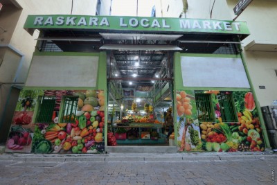 މާލެ ތެރޭގައި މާރުކޭޓު ހިންގުމުގެ ހުއްދައެއް ނުދެން، ފުލުހުންނަށް ހުއްޓުވޭނެ: ޝިފާ