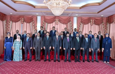 އާ ސަރުކާރުގެ އިސް މަގާމުތަކުގައި އަންހެނުން މަދުވުމުން ފާޑުކިޔުން އަމާޒުވެއްޖެ