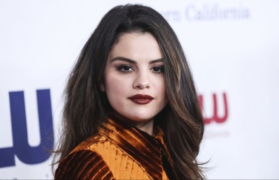 ސެލީނާ ގޮމޭޒް މިއުޒިކާ ވަކިވުމުގެ އިޝާރާތެއް