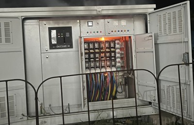 ޓްރާންސްފޯމަރެއްގައި ރޯވެ، ހިޔާގެ ބައެއް ޓަވަރުތަކުން ކަރަންޓު ކެނޑިއްޖެ