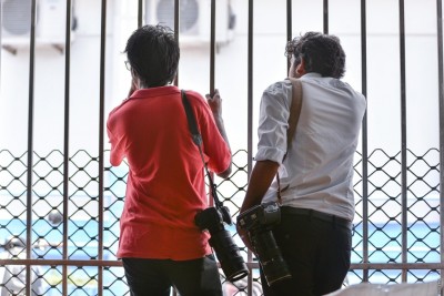 މީޑިއާތަކަށް ހަމަހަމަ ފުރުސަތު ދީ، ނޫސްވެރިންނަށް ހުރަސް ނޭޅުމަށް ގޮވާލައިފި