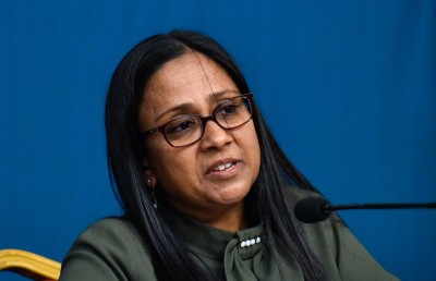 ޒަހާގެ ދިފާއުގައި މައުމޫނު ނުކުމެވަޑައިގެންފި
