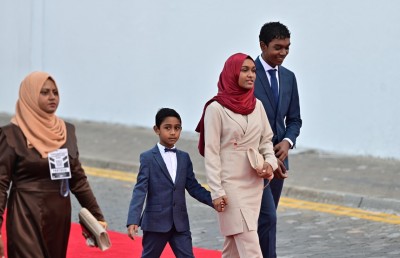 ޑރ. މުއިއްޒު ރައީސްކަމުގެ ހުވާކުރައްވައިފި
