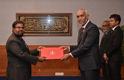 ގައުމީ ޔުނިވާސިޓީގެ ޗާންސެލާ ކަމަށް ޑރ. މަހުމޫދު ޝައުގީ