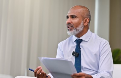 ސިޔާސީ ވިޔަސް ފެންނަން ނުޖެހޭ ތާކުން ނުފެންނާނެ: އެޑިއުކޭޝަން މިިނިސްޓަރު