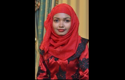ޒީނާ ޒާހިރު ބްރޯޑްކޮމްއިން ވަކިކުރުމުގެ މަސައްކަތް ކުރިއަށް ގެންދަން ނިންމައިފި