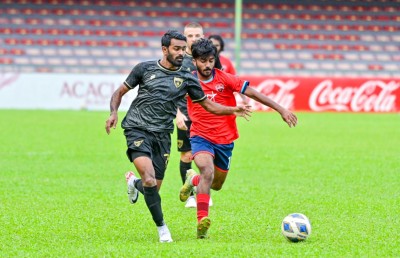 މެޗަކުން ބަލިނުވެ އީގަލްސް ކުރިއަށް، އެއްވަނައިގައި ލީޑް ފުޅާކޮށްފި