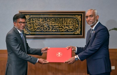 ސްޕޯޓްސް ކޮމިޝަނަރަކަށް ތޮލާލް، ވޮލީ ރިޔާޒަށް ސްޓޭޓް މިނިސްޓަރުކަން