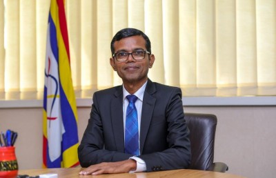ސްޓެލްކޯގެ މެނޭޖިން ޑިރެކްޓަރަކަށް ފަހުމީ