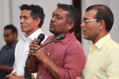 ނަޝީދު ފައްޔާޒަށް: ޕާޓީ ތެރޭ "ބުރޯ" ހެދިގެން އުޅުނަ ނުދޭނަން