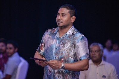 ޒުވާނުންގެ ދައުރު އޮތީ މާދަމާ އަކު ނޫން، އެއީ މިއަދުގެ ލީޑަރުން: މަހްލޫފް