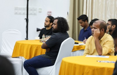 އެމްޑީޕީގެ ގައުމީ މަޖިލީހުގެ ބައްދަލުވުމެއް އުކުޅަހުގައި ފަށައިފި