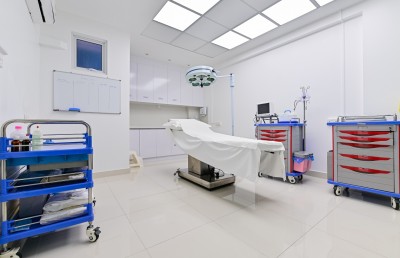 ހައްލެއް ނެތް ބޮލުގައި ރިހުން މެނޭޖުކޮށްދޭނެ ކްލިނިކެއް