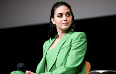 ފަލަސްތީނަށް ސަޕޯޓްކުރުމުން "ސްކްރީމް 7"ގެ އެކްޓްރެސްއަކު މަސައްކަތުން ދުރުކޮށްފި