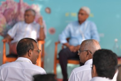 ސަރުކާރުގެ ވައްކަން ގިނަ ކަމަށް ބުނާތީ، މަޖިލިސް ރައީސް ރައްދުދެއްވައިފި