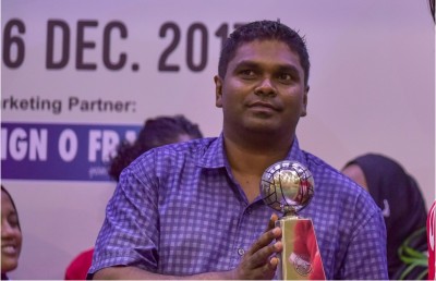 ބޮޑު އުއްމީދަކާ އެކު ރަނޭ ވޮލީގެ ރައީސަކަށް ކުރިމަތިލަނީ