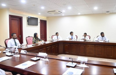 މަޖިލިސް އިންތިހާބު ބާއްވާނެ ތާރީހަކާ މެދު އަނެއްކާވެސް ކޮމިޓީ އާއި އީސީގެ ހިޔާލުތަފާތުވުމަކަށް!
