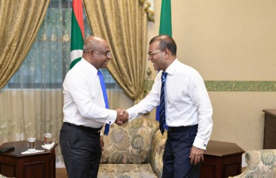 އަޅުގަނޑުގެ ފުރިހަމަ އިތުބާރު ޝާހިދަށް އެބައޮތް: ނަޝީދު