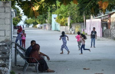 ސަރުކާރުގެ އެހީގައި ރަށަަށް ބަދަލުވާން ބޭނުންވީ 13 އާއިލާއެއް