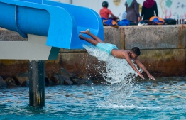 މާލޭ ފަތާ ޓްރެކަށް ސްލައިޑެއް: ސަޕޯޓް ވަރަށް ބޮޑު