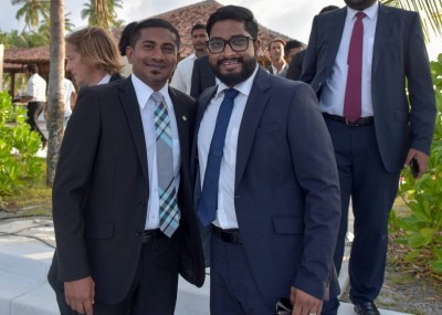 އެފްއޭއެމްގެ އިންތިހާބާ ގުޅޭ ގޮތުން މާދަމާ މިނިސްޓަރު މަހްލޫފާ ސުވާލު ކުރަނީ