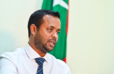 މިނިސްޓަރުގެ އަމާޒަކީ ތާރީހުގެ ކުރިން ބްރިޖް ނިންމާލުން