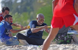 ޑރ. މުއިއްޒުގެ މަސައްކަތް ފެށޭނީ ވެސް ރައީސްގެ ބައްދަލުވުމަކުން