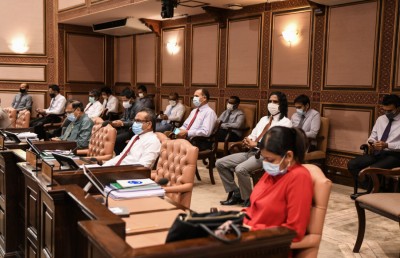 ސީއެސްސީއަށް މީހުން އައްޔަންކުރަން އެމްޑީޕީން ތްރީލައިން ވިޕެއް ނެރެފި