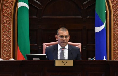 ޕާމަނެންޓް ސެކްރެޓަރީންނާ ގުޅޭ އިސްލާހު ބަލައިނުގަންނަން ނަޝީދު ލަފާދެއްވައިފި