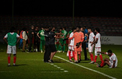 ގަލޮޅު ދަނޑުގެ ލައިޓްތައް މައްސަލަ ޖެހި މާޒިޔާގެ މެޗަށް ހިޔަނި