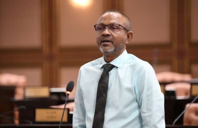 އާލާސްކަންފުޅަށް ފަހު ހުސެއިން ވަހީދު އެނބުރި މަޖިލިހަށް
