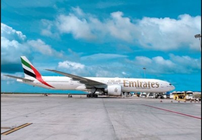 އެމިރޭޓްސް މުވައްޒަފުންގެ މުސާރަތައް އިއާދަކޮށްފި