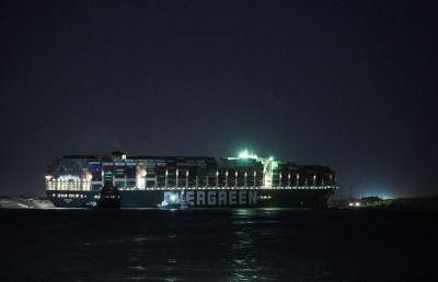 ސުއެޒް ކެނަލް: އާ ހިތްވަރަކާ އެކު ބޯޓު ފުންކުރުން ކުރިއަށް